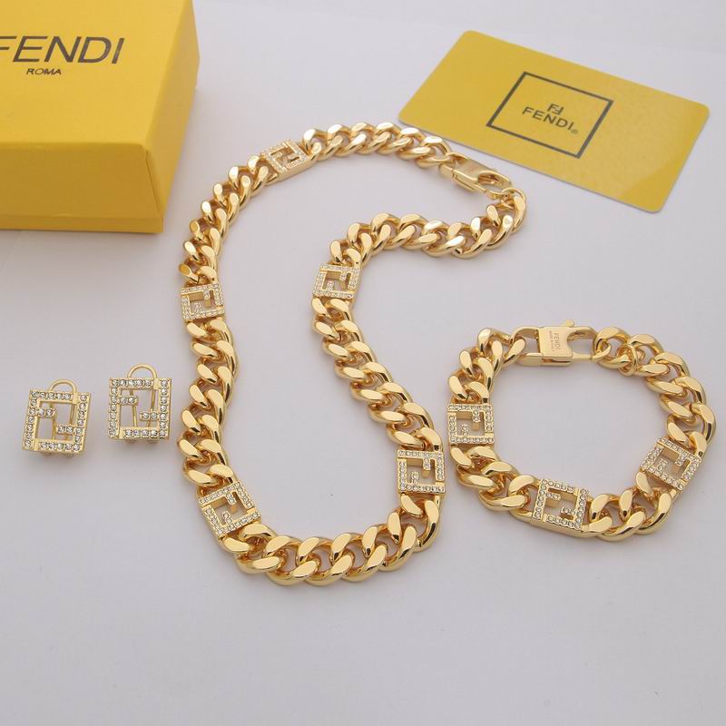 Fendi suits 03lyr14